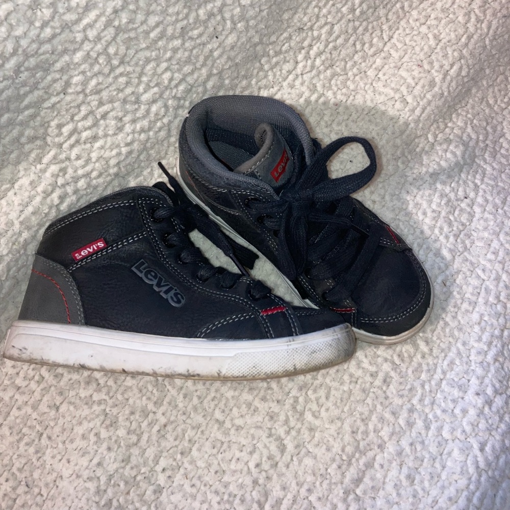 Levi’s sneakers